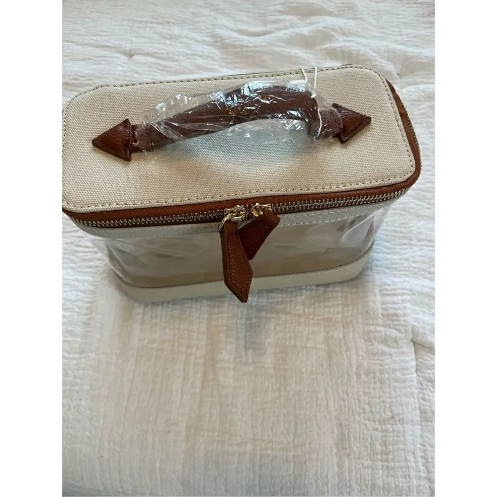 New HENNY + LEV The Max Makeup Trunk